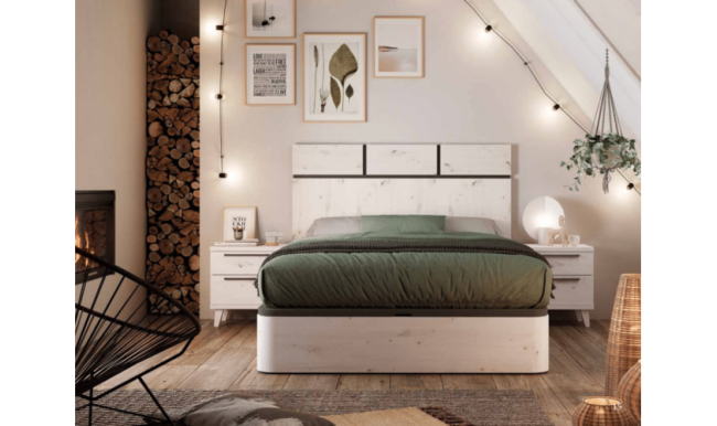Elegante dormitorio con canapé, cabecero y mesillas